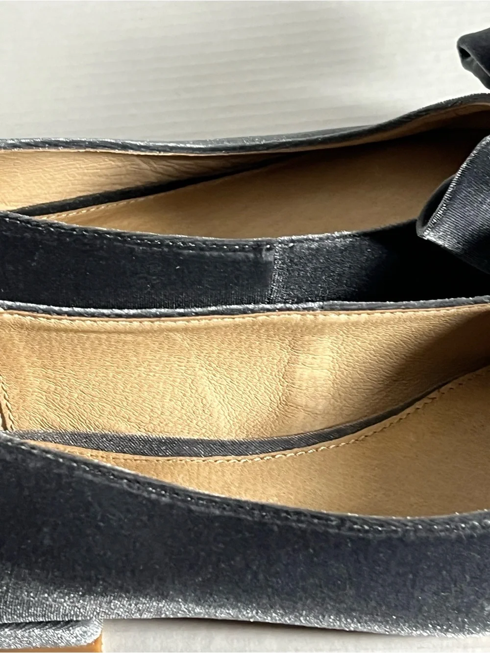 Cecelia New York Brie Bow pointed Toe Velvet size 8.5
